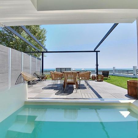 Thea Suites Nea Kallikrateia エクステリア 写真