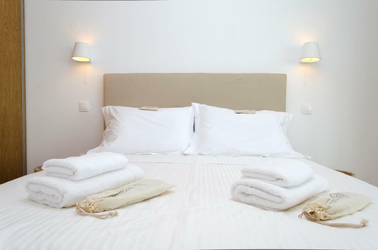 Thea Suites Nea Kallikrateia エクステリア 写真