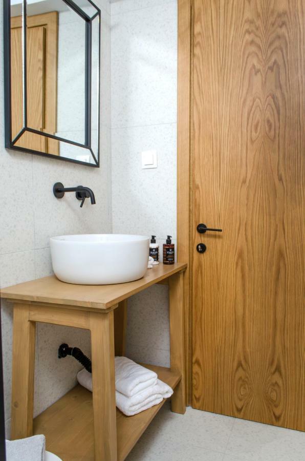 Thea Suites Nea Kallikrateia エクステリア 写真