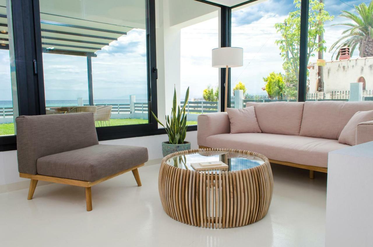 Thea Suites Nea Kallikrateia エクステリア 写真